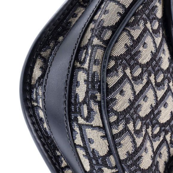 Christian Dior Medium Bobby Flap Bag Oblique Canvas - Picture 6 of 7